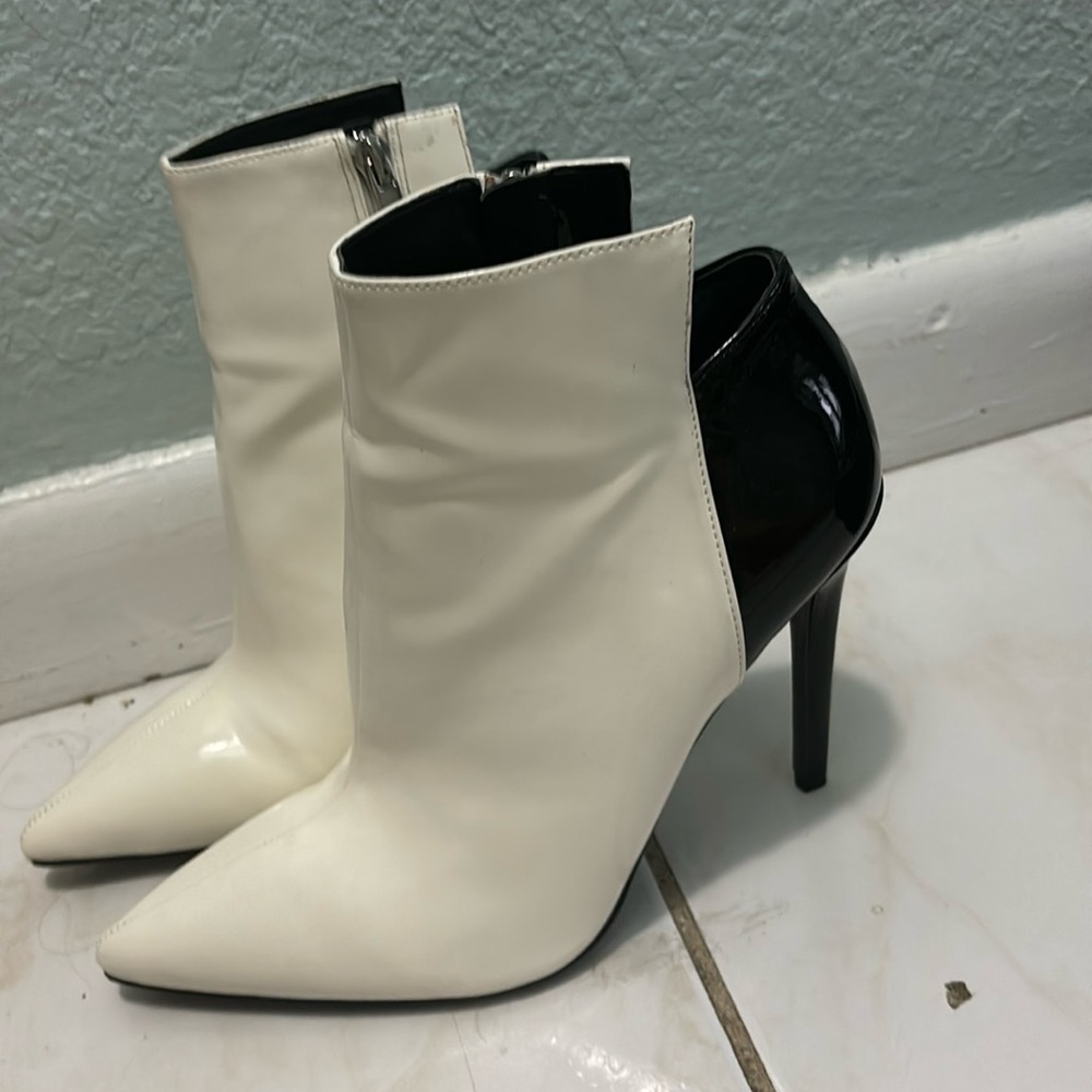 Kendall and Kylie black and white stiletto booties